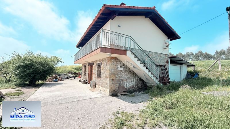 Foto 09a6a2b6-cf8c-4f00-b2e8-eb44e0c68a03. Casa amb calefacció aparcament a Bárcena de Cicero