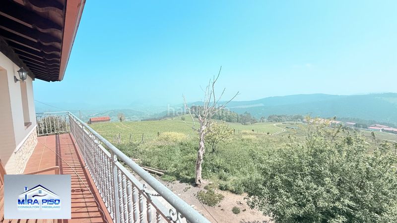 Foto 1ed53be2-3861-4188-a438-f2f68b118e3c. Casa amb calefacció aparcament a Bárcena de Cicero