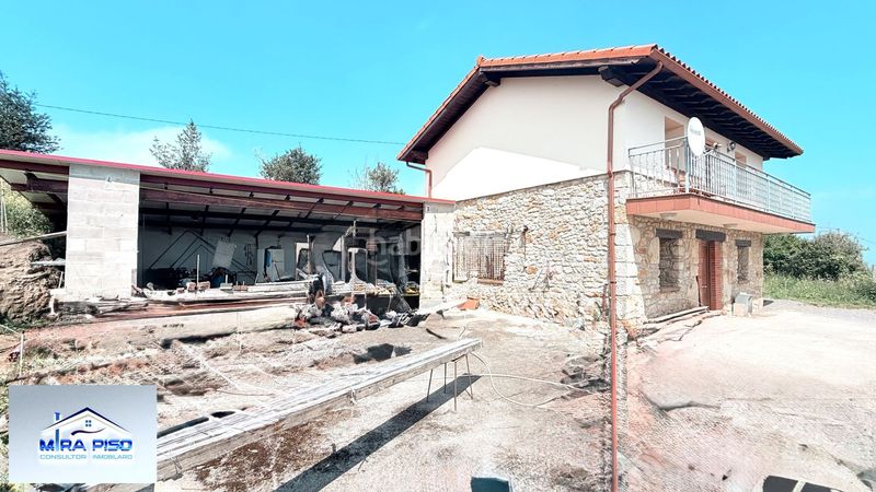 Foto 69dcac22-4f59-4a9d-8a9d-06296253485c. Casa amb calefacció aparcament a Bárcena de Cicero