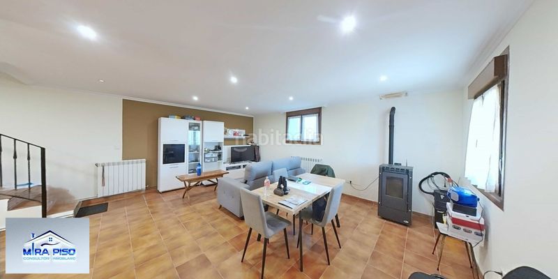 Foto bb7a9683-4757-4270-87bd-5aa4cfb402bd. Casa amb calefacció aparcament a Bárcena de Cicero