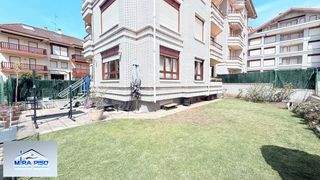 Piano terra in Tregadín. Planta baja en venta en playa trengandin, 2 dormitorios.