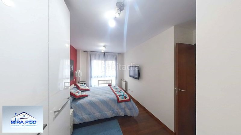 Foto 97a5a710-e274-4565-bdda-677a70120848. Pis amb calefacció aparcament a Santoña