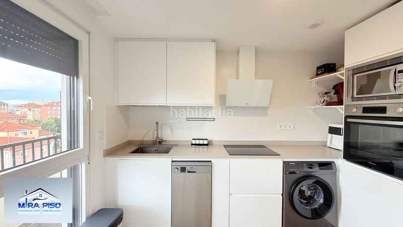 Foto f4b07c43-96c4-4810-ab6e-48136eab7758. Duplex con riscaldamento parcheggio in Santoña