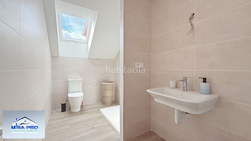Foto f883a7b8-a960-4c8a-a79f-1db762a286e5. Duplex con riscaldamento parcheggio in Santoña