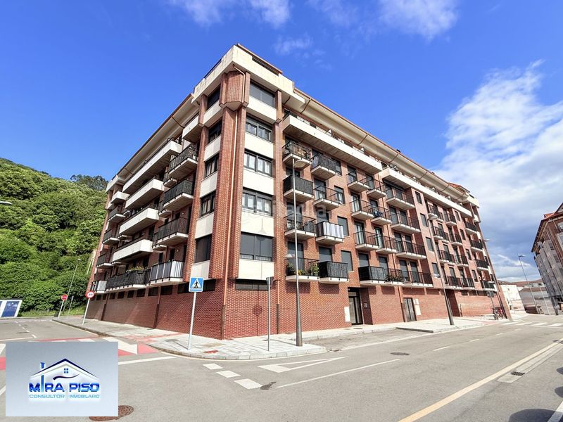 Foto f9dcb394-f554-4679-aba5-228554cbe36b. Duplex con riscaldamento parcheggio in Santoña