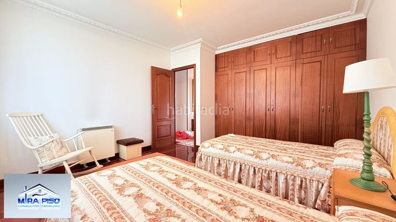 Foto 1e197b6c-6a49-46d7-9512-674e5765ee86. Casa amb calefacció aparcament a Argoños