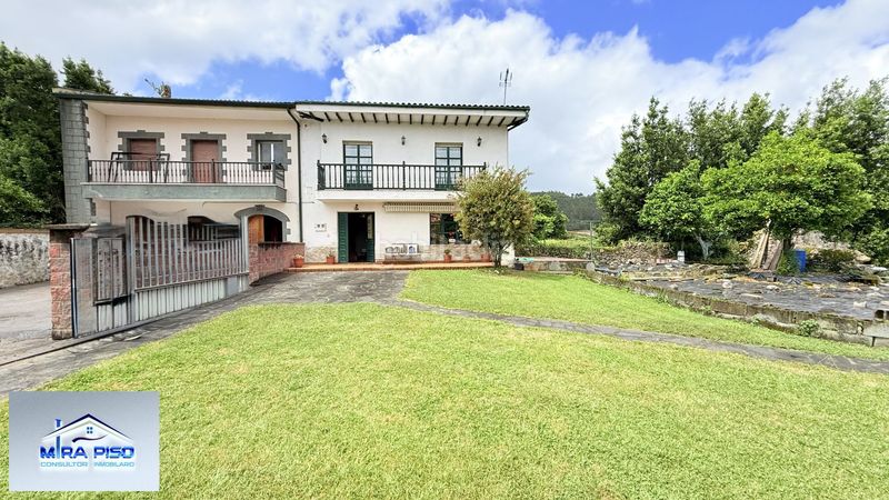Foto 863814ed-85bd-4416-b23d-643069dc0e60. Casa amb calefacció aparcament a Argoños