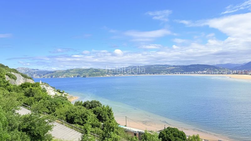 Foto 0aa13990-7f52-43ed-a6c3-c22f05869e52. Masia a Santoña