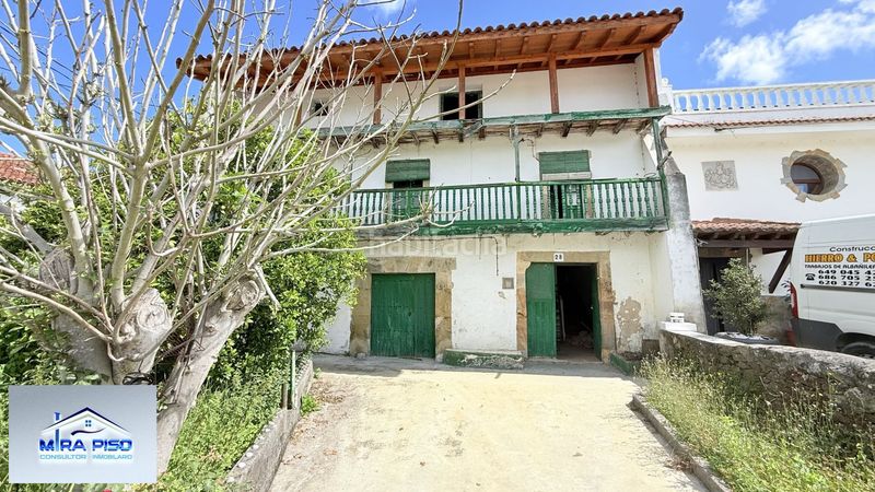 Foto 4a3489e6-a83c-4d3d-8f23-0c3137367e2d. Casa amb aparcament a Liendo