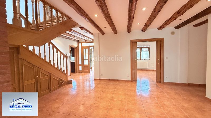 Foto e0023f70-e575-4ad9-94a5-d8c0f1e69e2c. Xalet amb calefacció aparcament a Bárcena de Cicero
