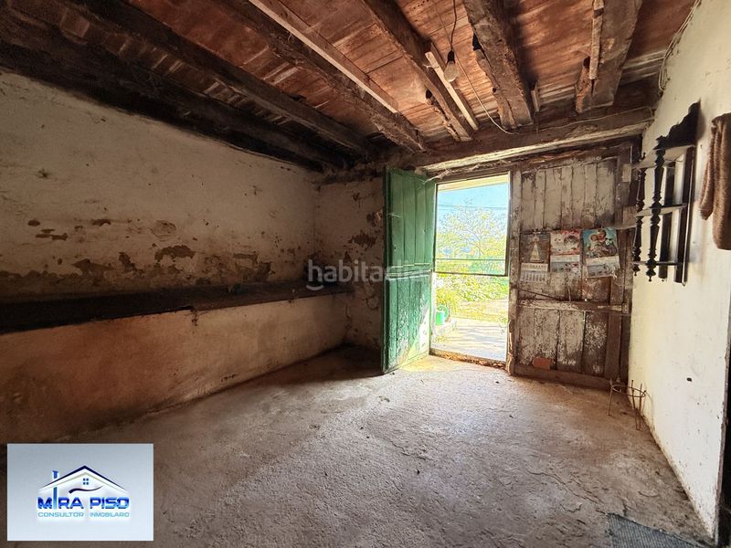 Foto 7725f871-8645-4ef6-bf19-36f2296d50bc. Casa amb aparcament a Solórzano
