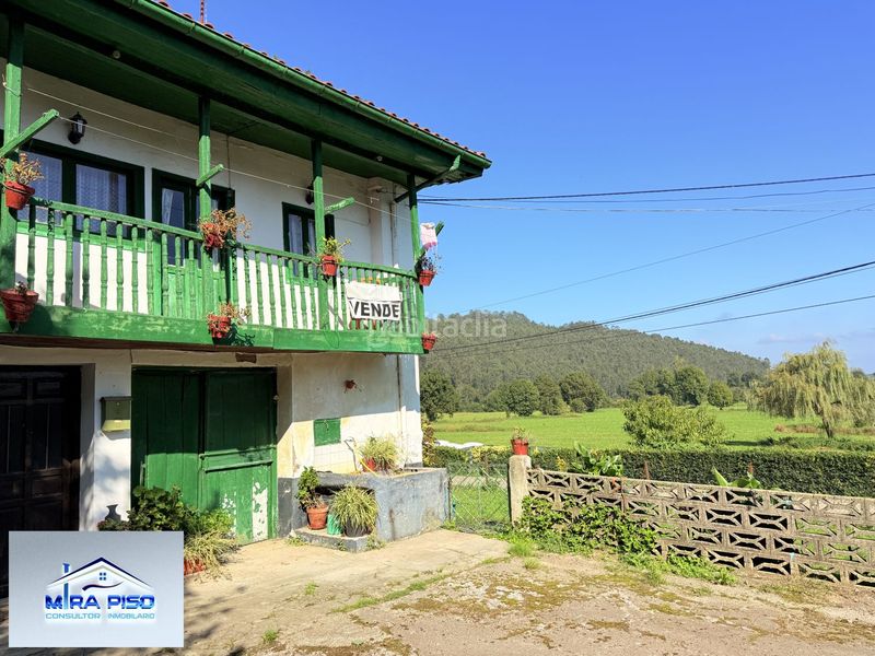 Foto bcb39e40-bf8d-4f23-b322-af92c15ec176. Casa amb aparcament a Solórzano