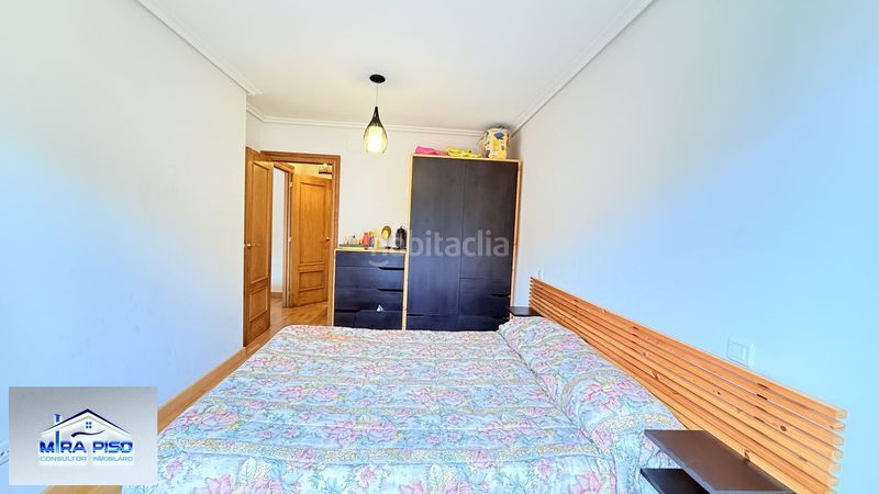 Foto 25537a39-d1a2-4554-a4ea-56c58e387d04. Planta baixa amb calefacció a Hazas de Cesto
