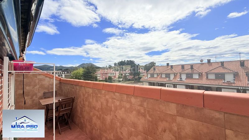 Foto 4ab7f787-bae3-4989-aab1-fa6f43285965. Duplex with heating parking in Argoños