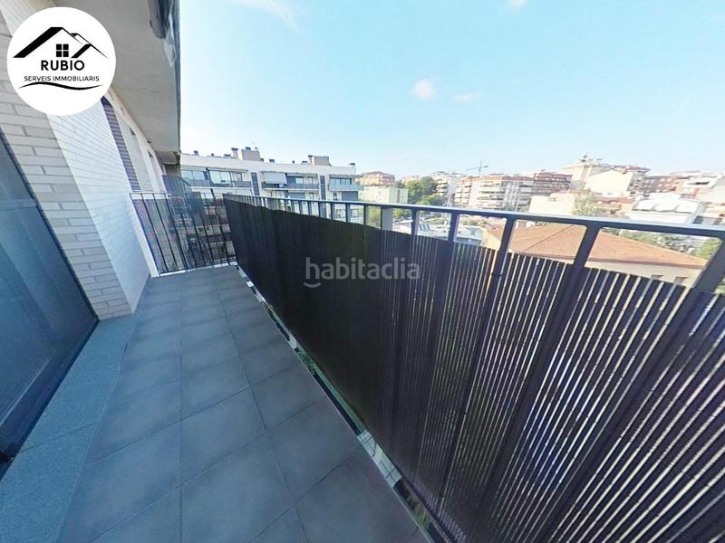 Foto a6ab1cb7-242a-498a-94d2-6de48387a7d5. Àtic amb calefacció aparcament piscina a Can Clos-Pinetons Ripollet