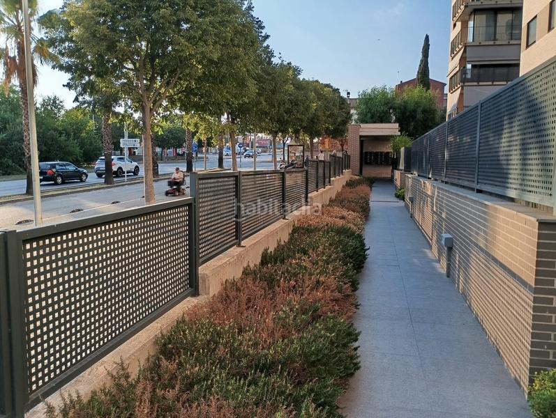 Foto cfce5f38-55ee-42a1-a628-8717d5c288ec. Àtic amb calefacció aparcament piscina a Can Clos-Pinetons Ripollet