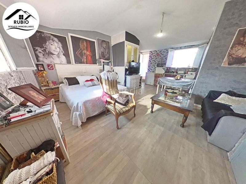 Foto d187b3b9-2289-4f4f-9afe-61a4bce78ff7. Duplex avec chauffage dans Ca n'Anglada Terrassa