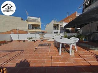 Appartement à Ca n'Aurell. Finca  local en el corazón de ca naurell, terrassa!