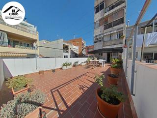 Appartement à Ca n'Aurell. Finca  local en el corazón de ca naurell, terrassa!
