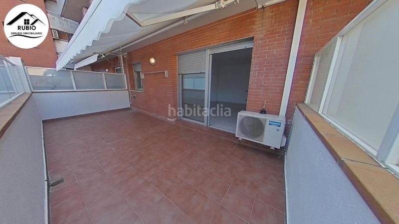 Foto b1b8880b-cf84-4844-a3e4-5bab419cb6b7. Dúplex amb calefacció aparcament a Eixample Sabadell