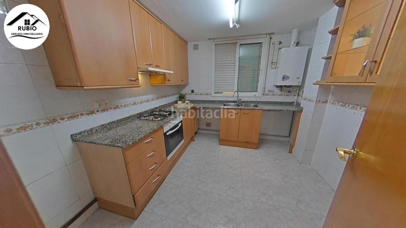 Foto b4073112-2fda-4032-8314-f978e71825fb. Dúplex amb calefacció aparcament a Eixample Sabadell