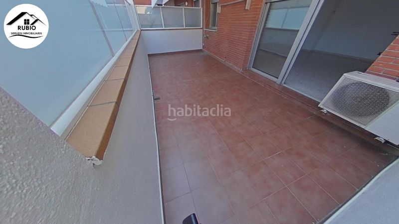 Foto b9dc6438-e8aa-4ada-bf4a-ae8b17be1f95. Dúplex amb calefacció aparcament a Eixample Sabadell