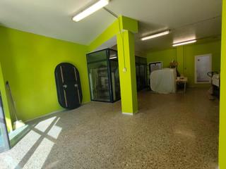 Locale commerciale in Can Deu