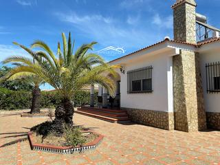 Chalet in Golf - Torre Almenara. Chalet en venta en sector laguna de sopetón, 4 dormitorios.