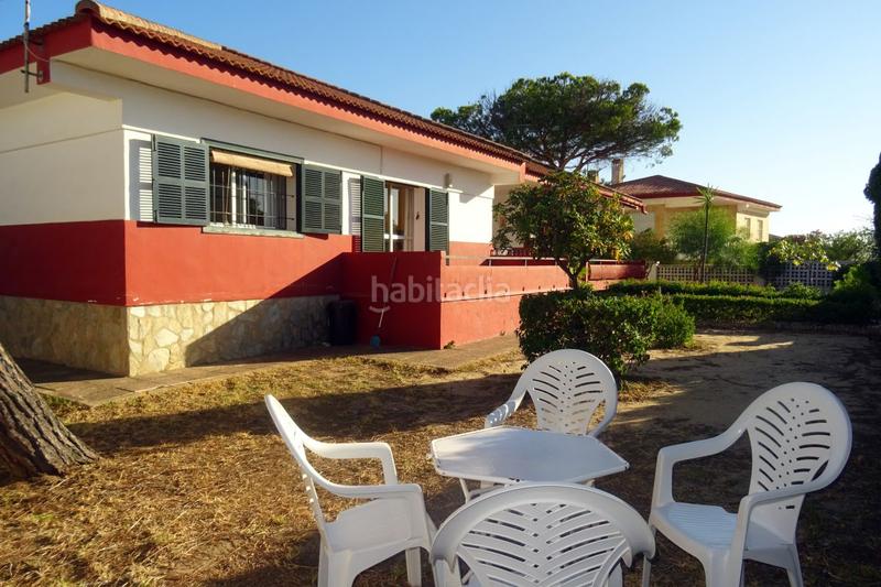 Foto 20e4df13-5b09-472d-b5b7-4eff38b2d559. Chalet with heating parking in Centro - Torre de la Higuera Almonte