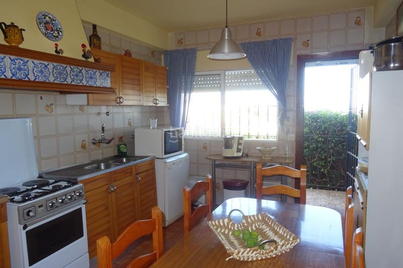 Foto a176884c-6cdd-48da-b9fb-66f2100c1af3. Chalet with heating parking in Centro - Torre de la Higuera Almonte