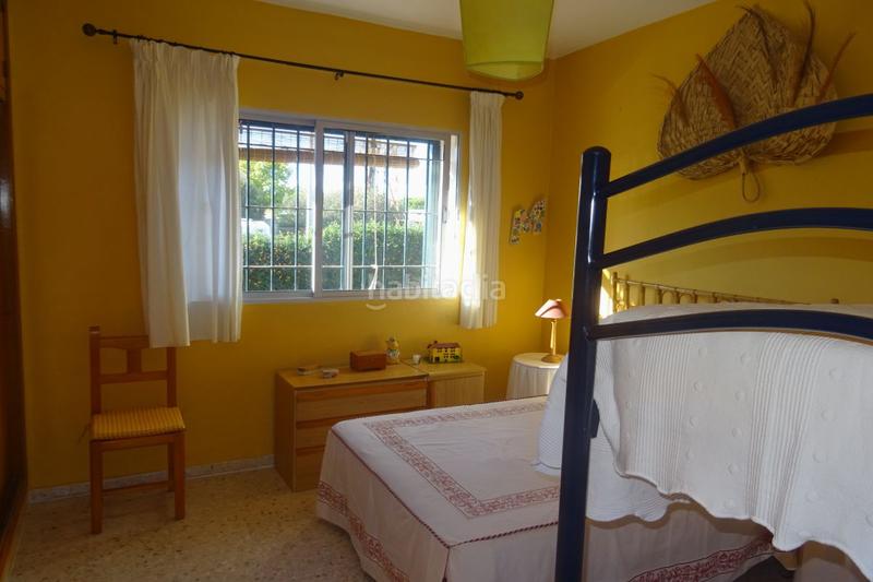 Foto ed5cc12a-4fdb-4a50-a63b-7d01cf9795d8. Chalet with heating parking in Centro - Torre de la Higuera Almonte