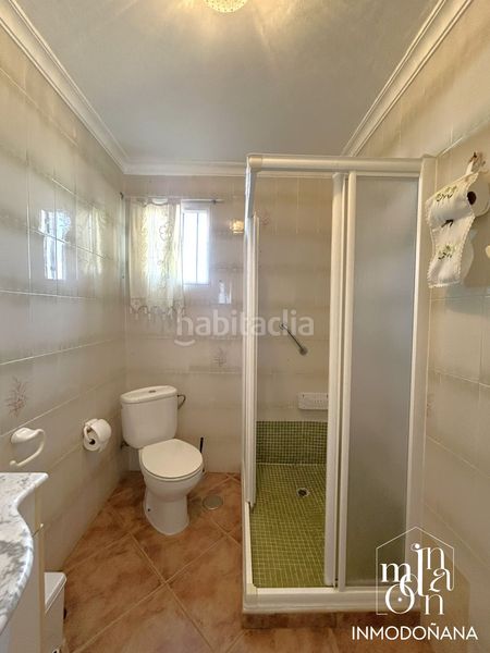 Foto 596faba7-35fd-40fa-bad4-e12b9f71e94e. Casa adossada amb aparcament a Coto Almonte