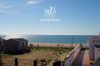 Maison jumelée à Coto. Casa adosada en venta en sector calamón, 4 dormitorios.