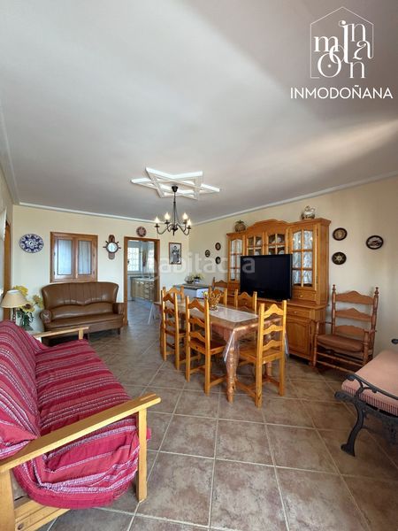 Foto c5cb2cd8-c8e3-415a-9b1c-17693414d1e8. Casa adossada amb aparcament a Coto Almonte
