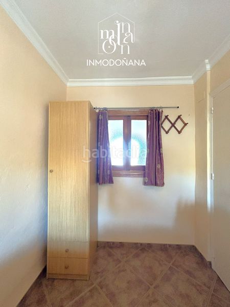 Foto c72ced42-3897-47b9-a48b-499224dce613. Casa adossada amb aparcament a Coto Almonte