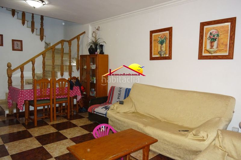 Foto 1a0420c0-1bc0-4a7d-a2ad-4fda6f1f334f. Casa adossada amb aparcament a Almonte Almonte