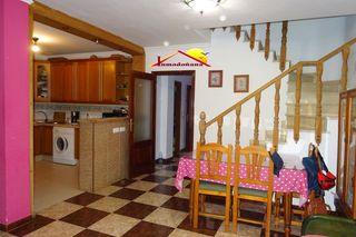 Reihenhaus in Almonte. Casa adosada en venta en almonte, 4 dormitorios.