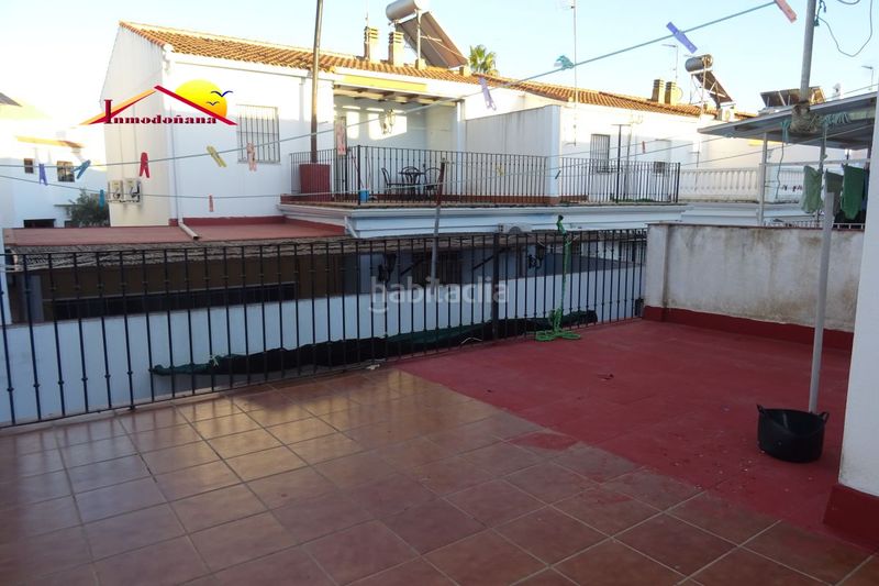 Foto c81cd722-e578-48c3-82c0-2089b44be5dd. Casa adossada amb aparcament a Almonte Almonte