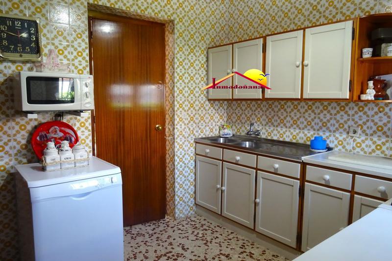 Foto eaa9e259-7056-4861-acfb-f202a79c5d84. Xalet amb calefacció aparcament a Centro - Torre de la Higuera Almonte