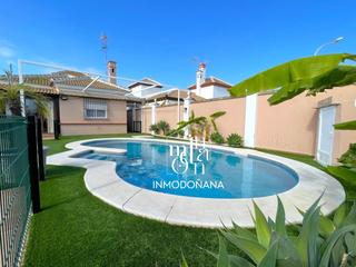 Xalet en Cao Guerrero. Chalet en venta en sector junco, 4 dormitorios.