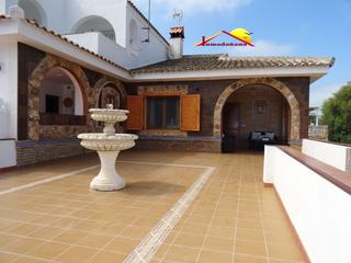 Xalet a Centro - Torre de la Higuera. Pareado en venta en sector dehesa de las marismillas, 11 dormito