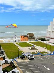 Zweistckige Wohnung en Cao Guerrero. Duplex en venta en sector torre zalabar, 3 dormitorios.