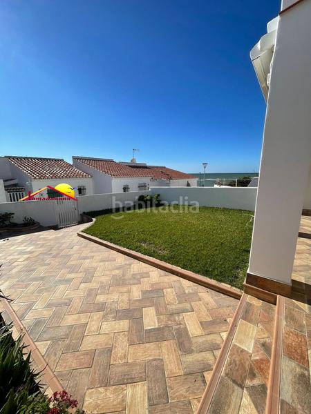 Foto bd6ef966-ccfa-4451-9267-cb408c2d3f97. Casa a schiera con parcheggio in Caño Guerrero Almonte