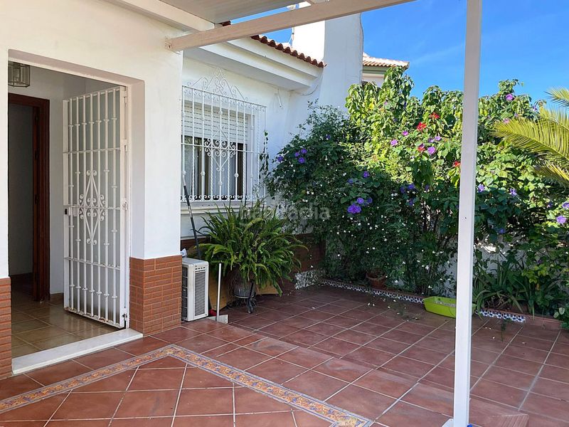 Foto 98a2ee53-c07c-43cb-a77d-d7bcf91ee4d7. Casa adossada amb aparcament a Centro - Torre de la Higuera Almonte