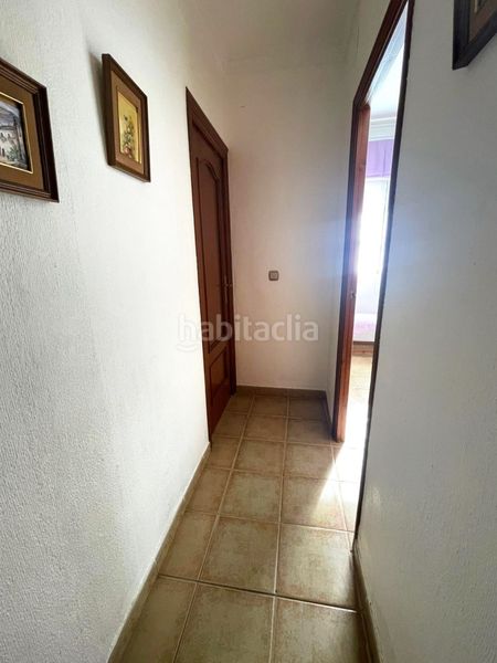 Foto bd68aba4-8c4e-436d-b0ed-3342fbd82644. Casa adossada amb aparcament a Centro - Torre de la Higuera Almonte