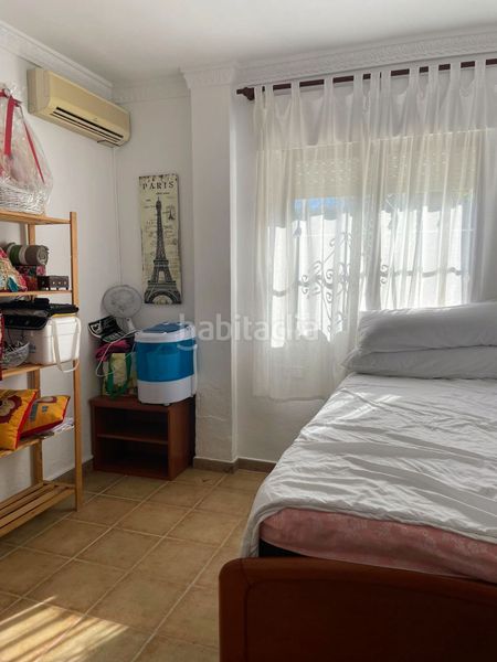 Foto dbff4e24-47c3-4e0b-b317-82fdb09d1b86. Casa adossada amb aparcament a Centro - Torre de la Higuera Almonte