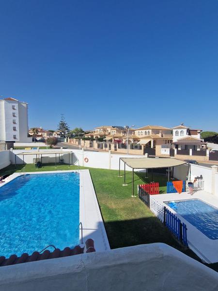 Foto 8d39c526-89c1-4785-8aec-4ee8989eafdd. Piso  en venta en sector palmito, 3 dormitorios. en Almonte