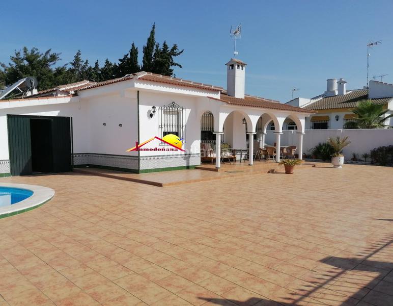 Foto e143076f-b8c9-47fc-8fee-4a0dac0aefb9. Xalet amb aparcament piscina a Centro - Torre de la Higuera Almonte