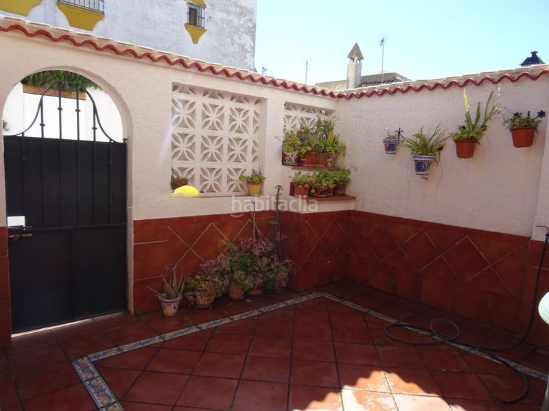 Foto 3fca8f61-8ef8-4b66-ba97-94594590960e. Casa adossada amb piscina a Caño Guerrero Almonte