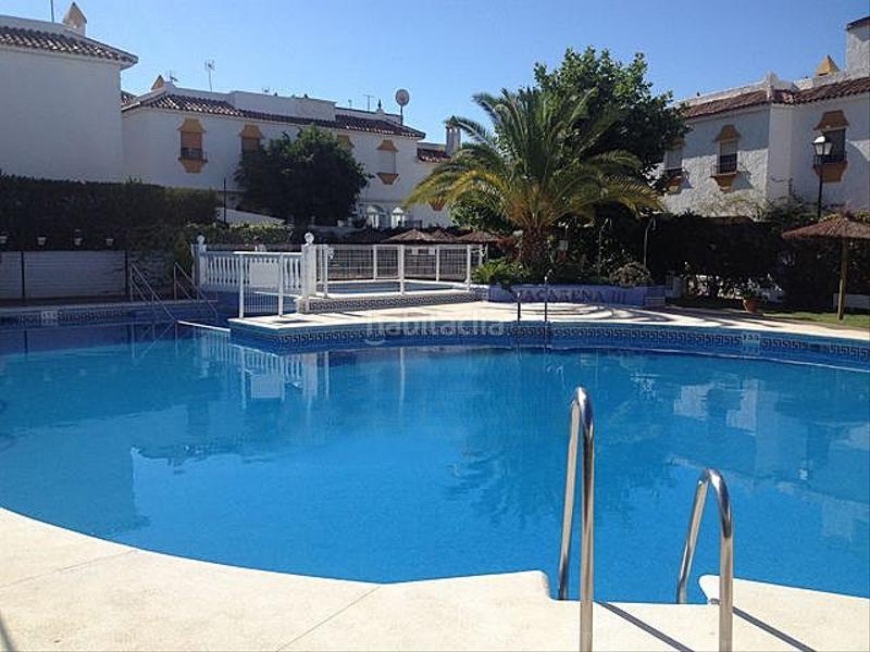 Foto 95b05cdd-ac66-43b7-ade6-ae4f4fac5a1d. Casa adossada amb piscina a Caño Guerrero Almonte